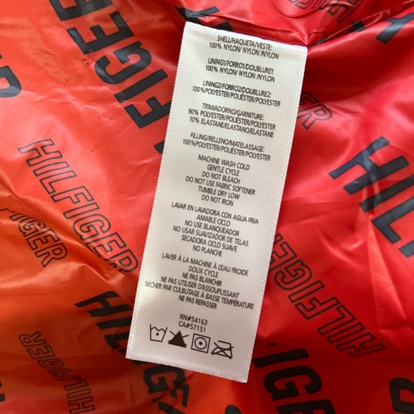 NWT Large Men’s Tommy Hilfiger Puffer Jacket - Picture 7 of 9